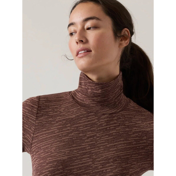 Athleta Flurry Seamless Turtleneck-Noble Rustic Beige- Size XS-NWT - Picture 4 of 4